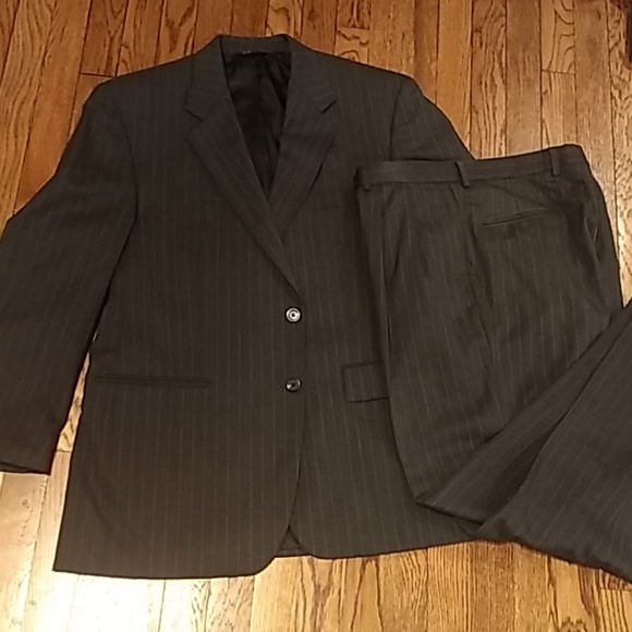 Men's grey suit - Picture 1 of 4